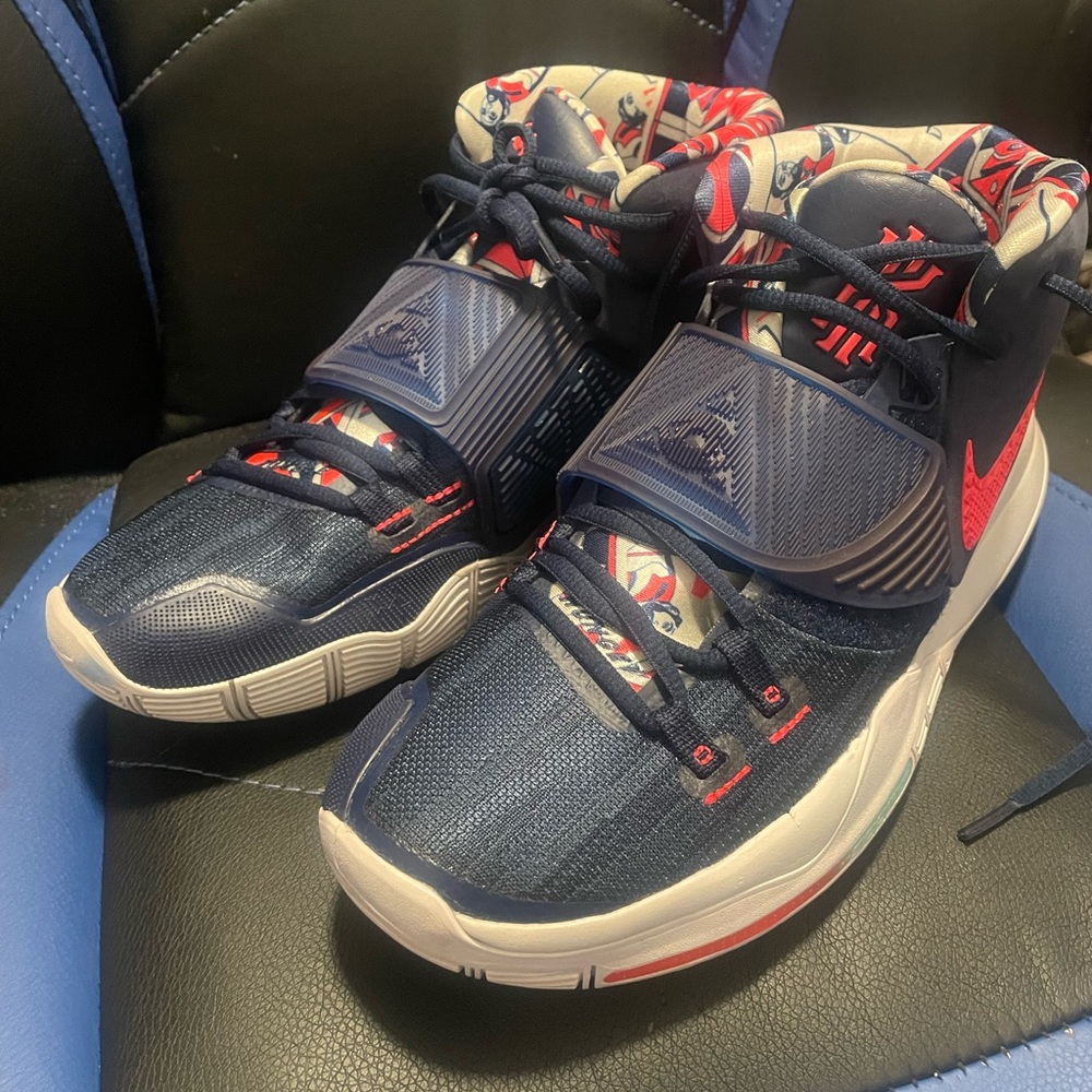 These are Nike Kyrie 6 “USA”